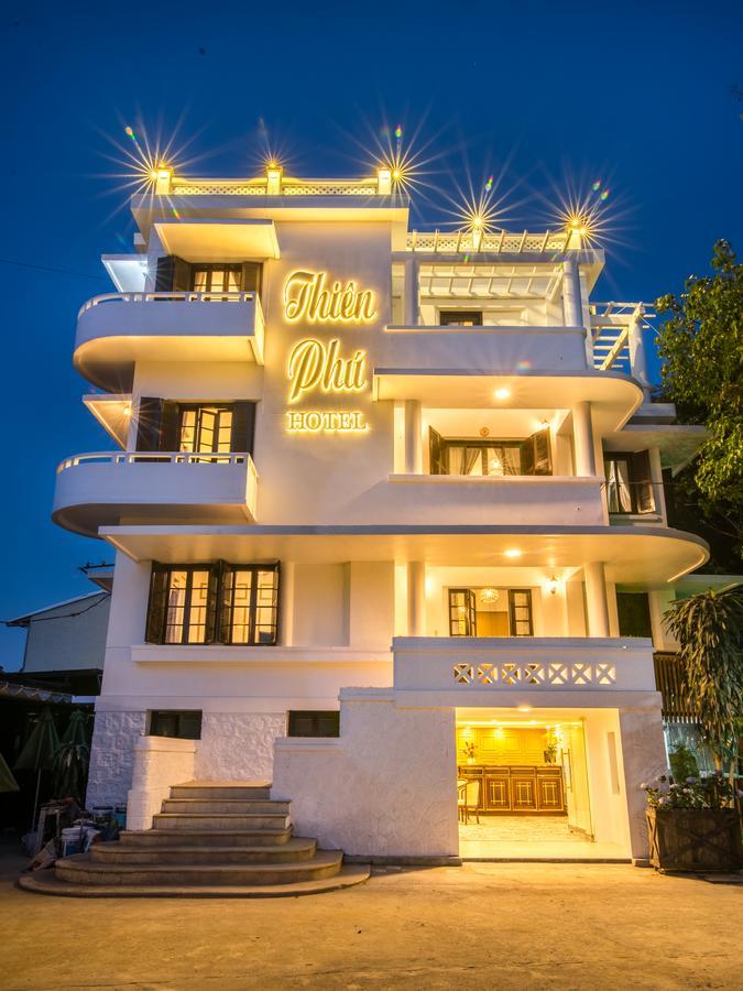 Thien Phu Hotel Hue Exterior photo